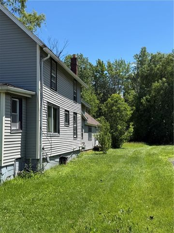 4028 Ridgeway Street, Williamson, NY 14589
