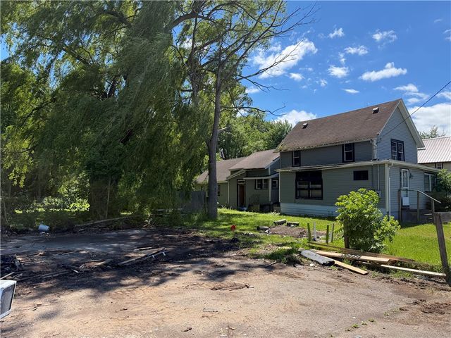 4028 Ridgeway Street, Williamson, NY 14589