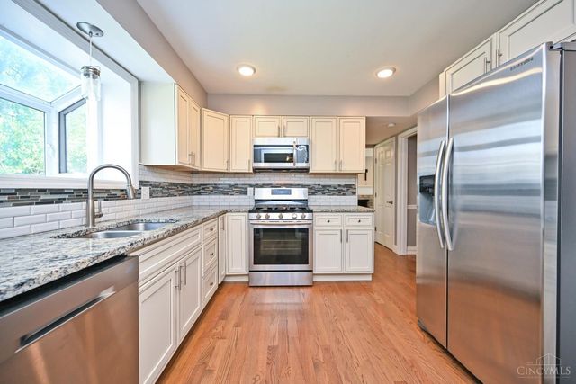 7226 Crinstead Court, Madeira, OH 45243