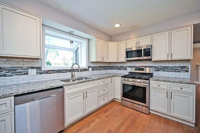 7226 Crinstead Court, Madeira, OH 45243
