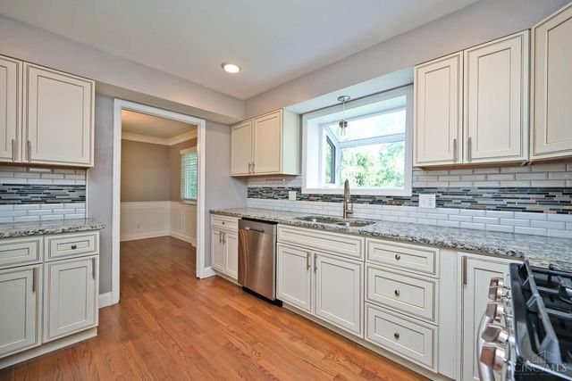 7226 Crinstead Court, Madeira, OH 45243