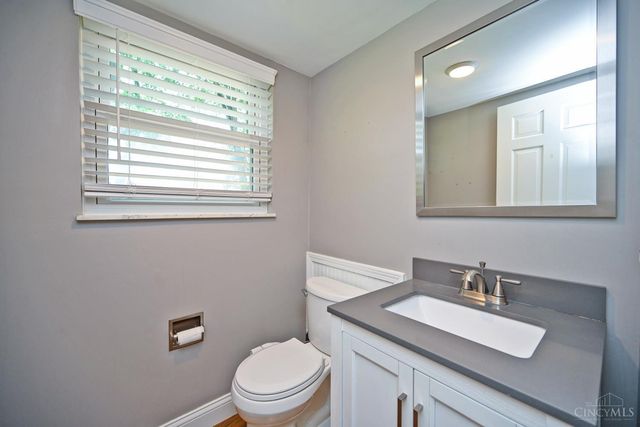 7226 Crinstead Court, Madeira, OH 45243