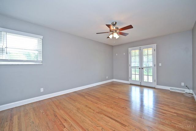 7226 Crinstead Court, Madeira, OH 45243