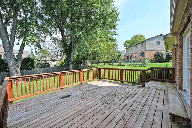 7226 Crinstead Court, Madeira, OH 45243