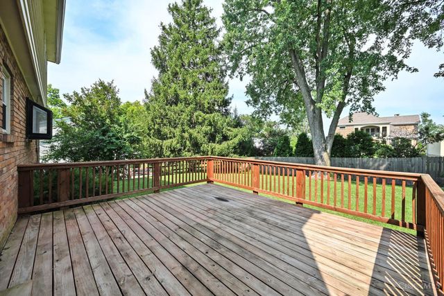 7226 Crinstead Court, Madeira, OH 45243