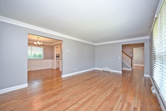 7226 Crinstead Court, Madeira, OH 45243