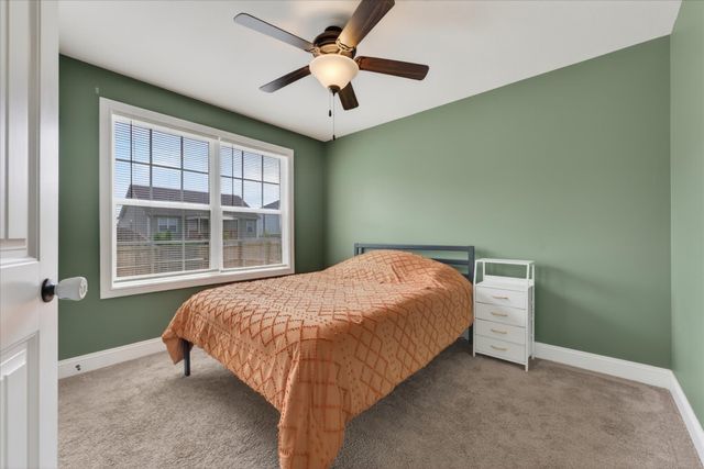 1092 Charles Thomas Dr, Clarksville, TN 37042