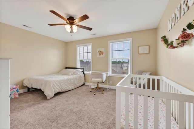 1092 Charles Thomas Dr, Clarksville, TN 37042