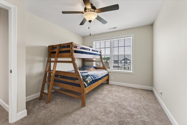 1092 Charles Thomas Dr, Clarksville, TN 37042