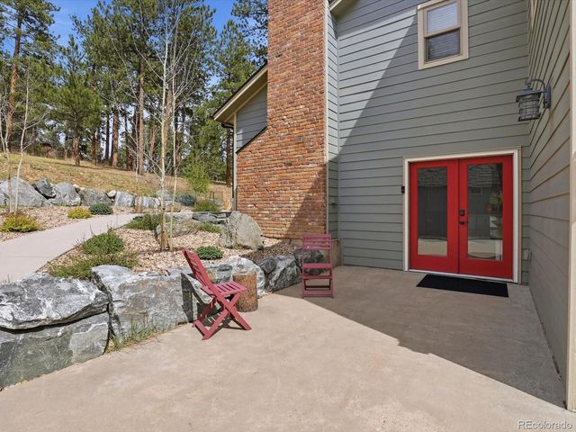 8025 S Wagon Wheel Road, Morrison, CO 80465