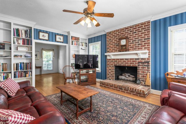 210 Aspen Avenue, Elon, NC 27244