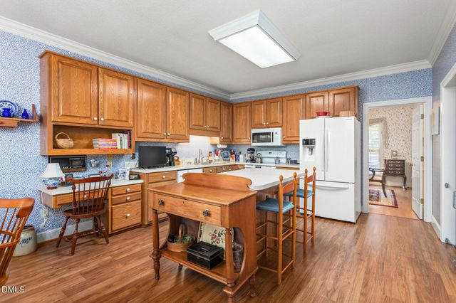 210 Aspen Avenue, Elon, NC 27244