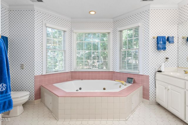 210 Aspen Avenue, Elon, NC 27244