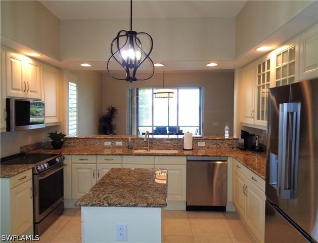 734 Regency Reserve CIR 2701, Naples, FL 34119