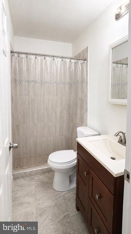 2418 CHURCH RD, Cinnaminson, NJ 08077