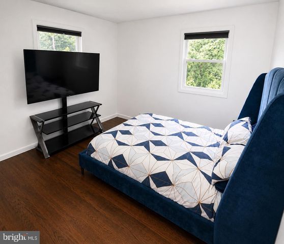 2418 CHURCH RD, Cinnaminson, NJ 08077