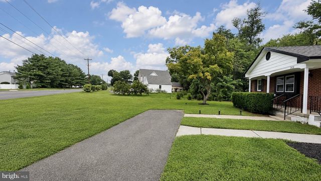 2418 CHURCH RD, Cinnaminson, NJ 08077