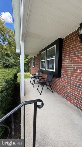 2418 CHURCH RD, Cinnaminson, NJ 08077