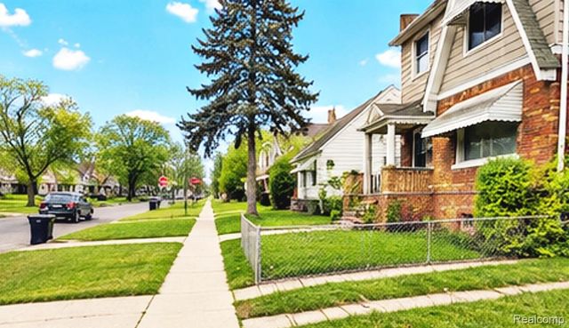 15762 Strathmoor Street, Detroit, MI 48227