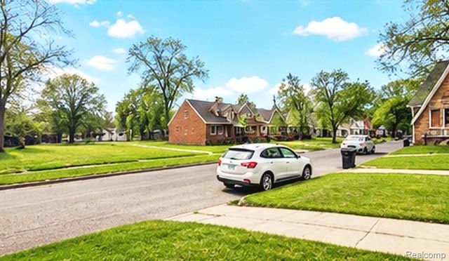 15762 Strathmoor Street, Detroit, MI 48227