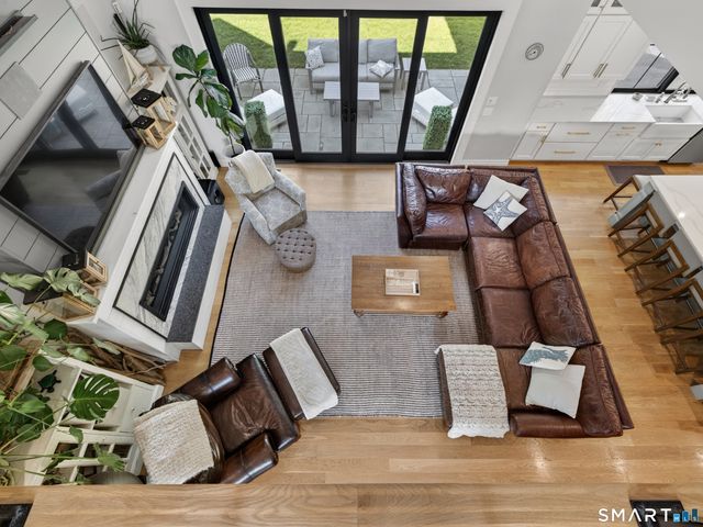2 Captains Lane, Old Saybrook, CT 06475