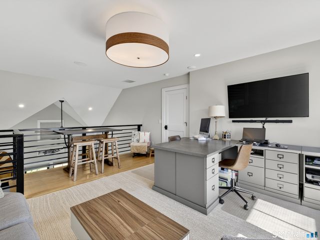 2 Captains Lane, Old Saybrook, CT 06475