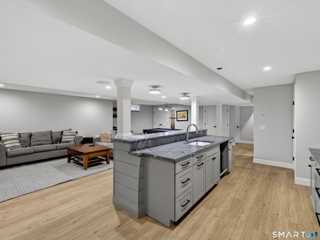 2 Captains Lane, Old Saybrook, CT 06475