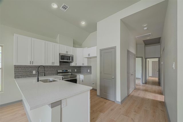 1909 Oregon Street, Baytown, TX 77520