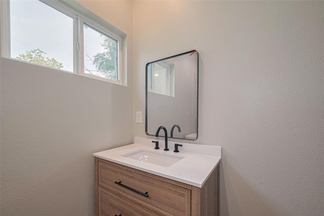 1909 Oregon Street, Baytown, TX 77520