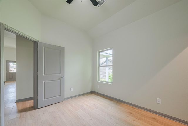 1909 Oregon Street, Baytown, TX 77520