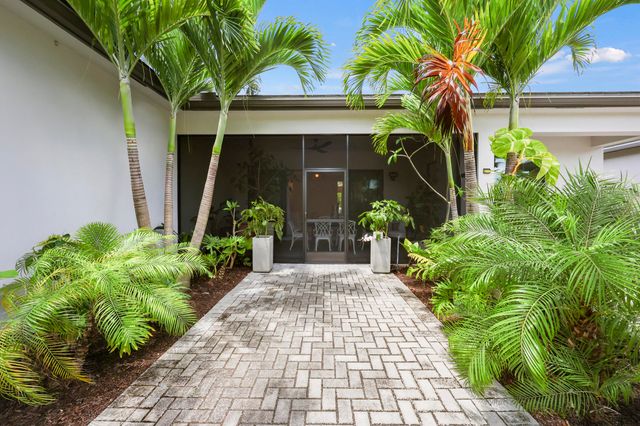 17044 Watersprite Lakes Road, Boca Raton, FL 33496