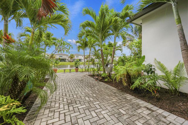 17044 Watersprite Lakes Road, Boca Raton, FL 33496