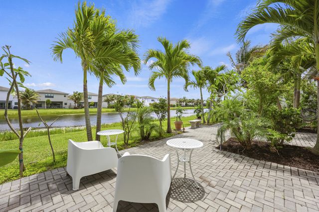 17044 Watersprite Lakes Road, Boca Raton, FL 33496