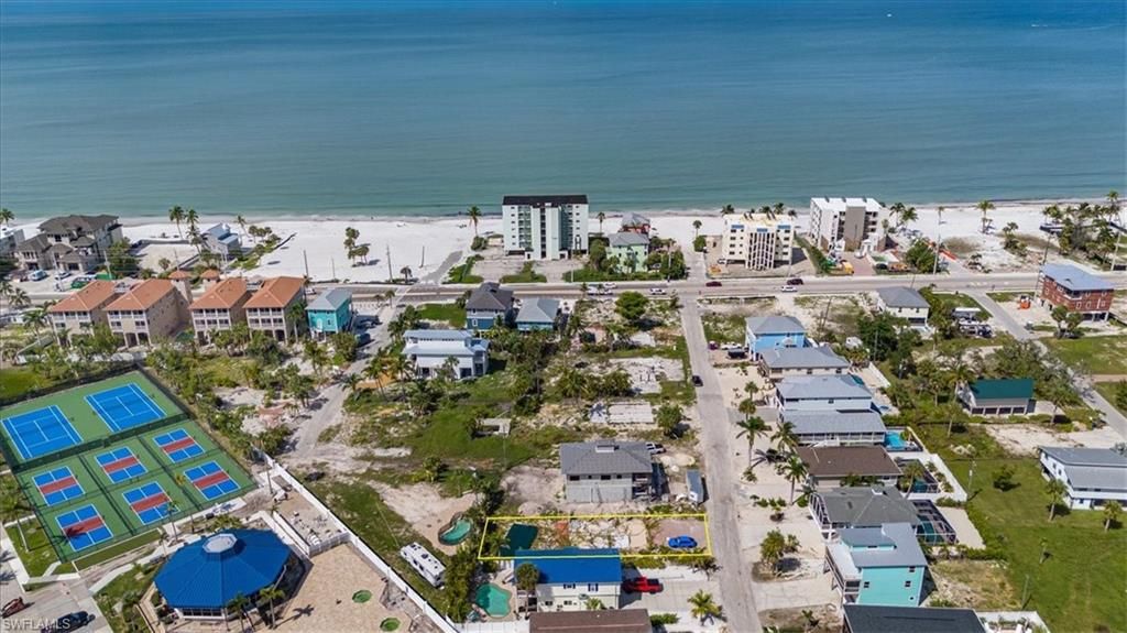 122 Gulfview AVE, FORT MYERS BEACH, FL 33931 — photo 3