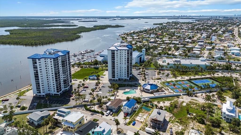 122 Gulfview AVE, FORT MYERS BEACH, FL 33931 — photo 5