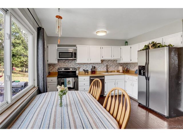 751 S Pearl St, Elizabeth, CO 80107