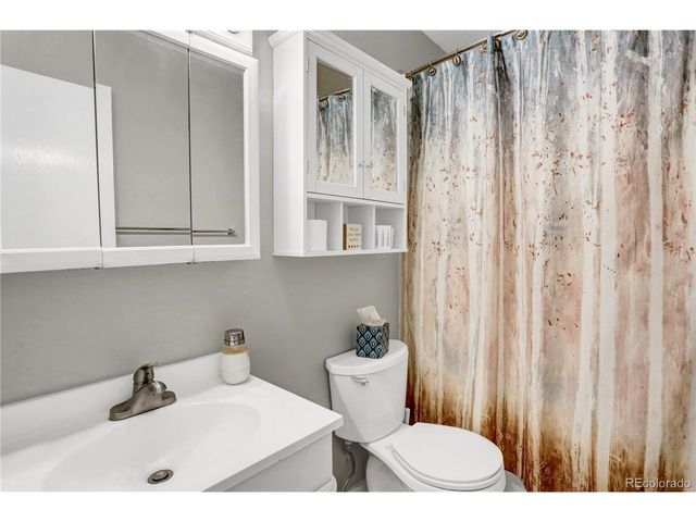 751 S Pearl St, Elizabeth, CO 80107