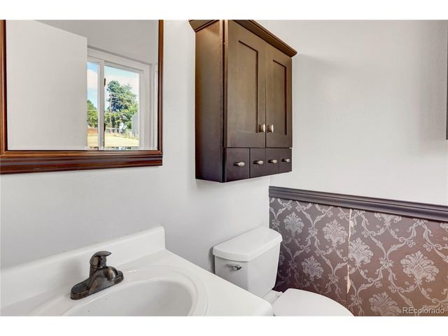 751 S Pearl St, Elizabeth, CO 80107