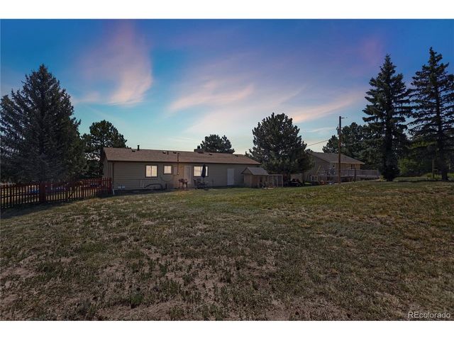 751 S Pearl St, Elizabeth, CO 80107
