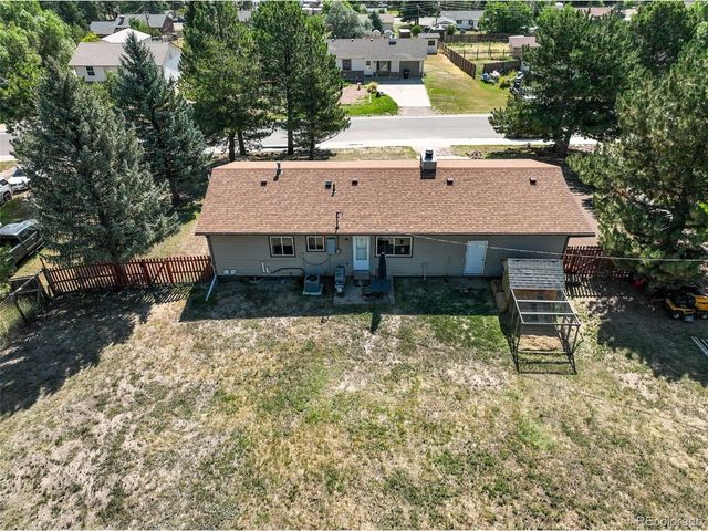 751 S Pearl St, Elizabeth, CO 80107