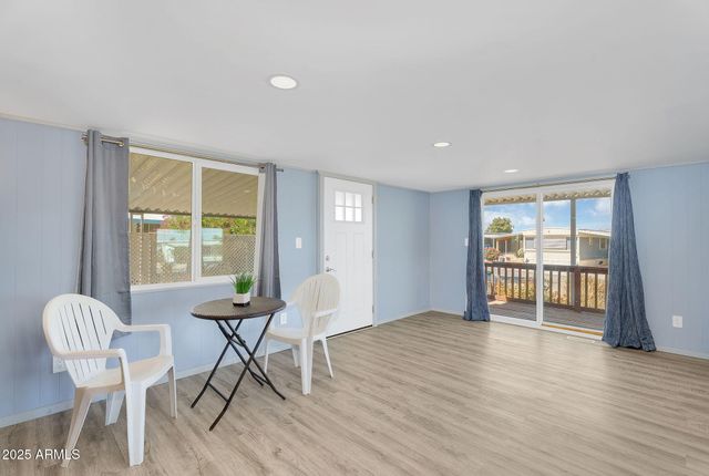 747 E GERMANN Road 15, San Tan Valley, AZ 85140