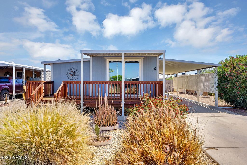 747 E GERMANN Road 15, San Tan Valley, AZ 85140