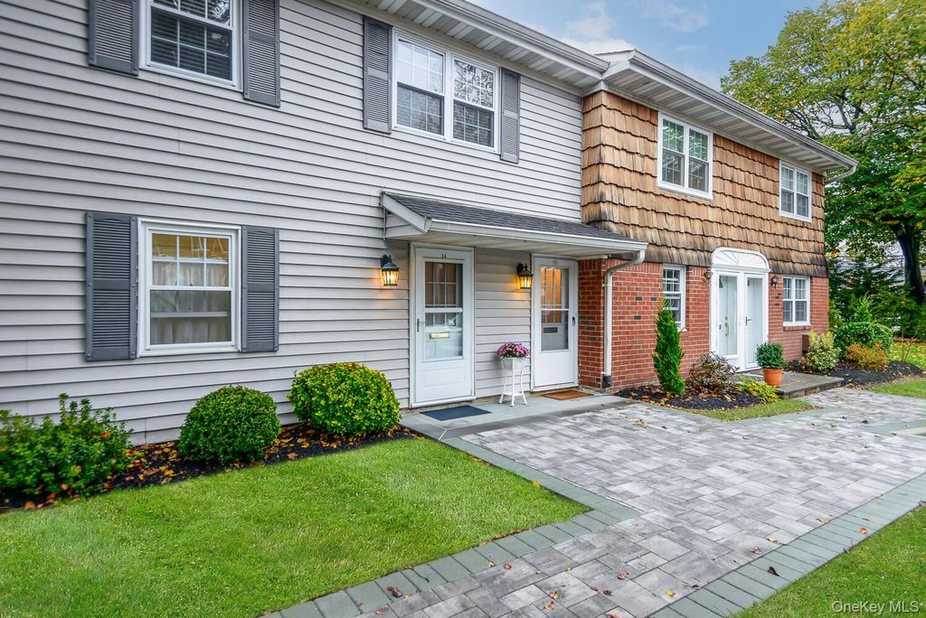 2 Anchorage 5A, Oyster Bay, NY 11771 — exterior