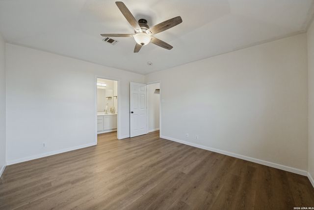 8443 Lone Shadow Trail, Converse, TX 78109