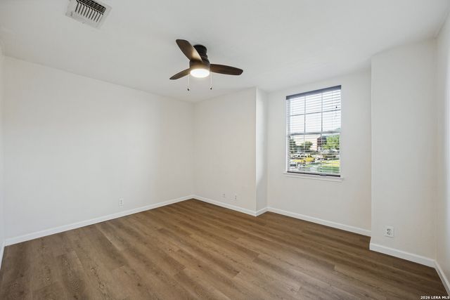 8443 Lone Shadow Trail, Converse, TX 78109