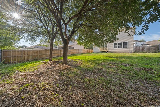 8443 Lone Shadow Trail, Converse, TX 78109