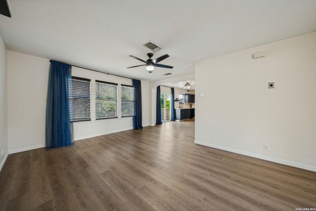 8443 Lone Shadow Trail, Converse, TX 78109