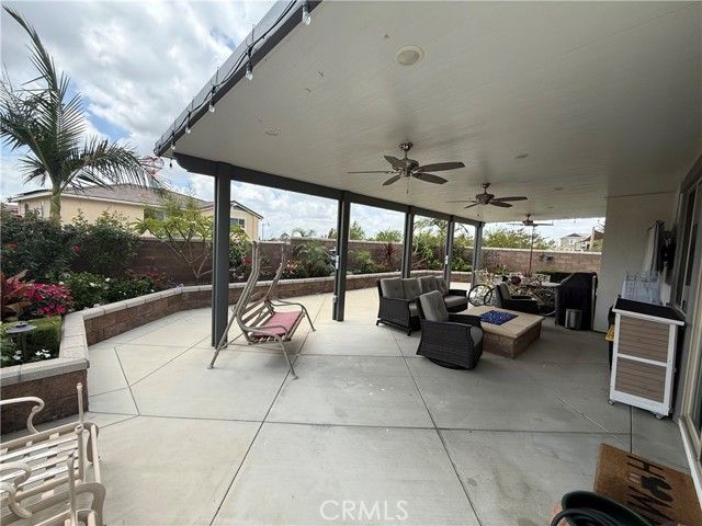 16575 Pegasus Bay, Fontana, CA 92336