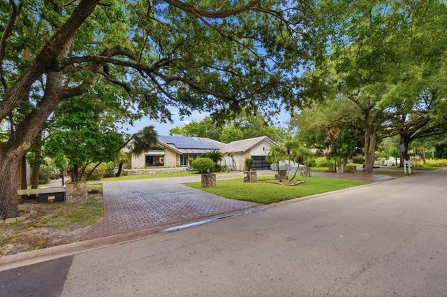 251 NW 104th Avenue, Coral Springs, FL 33071