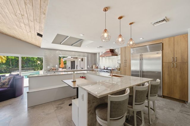 251 NW 104th Avenue, Coral Springs, FL 33071